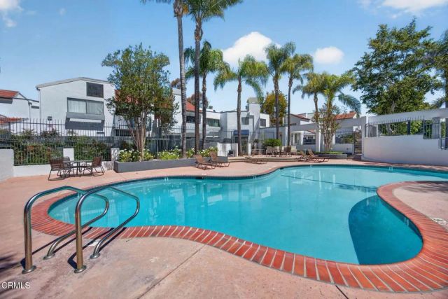 1230 Tivoli Lane 224, Simi Valley, CA 93065