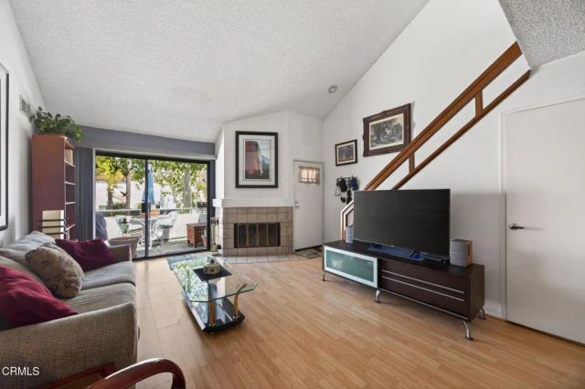 1230 Tivoli Lane 224, Simi Valley, CA 93065