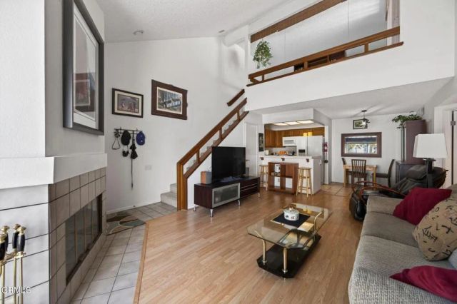 1230 Tivoli Lane 224, Simi Valley, CA 93065
