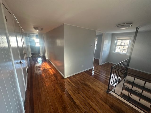 1 Eames Ave, Worcester, MA 01603