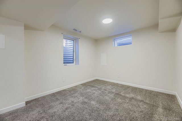 952 S Garland Way, Lakewood, CO 80226