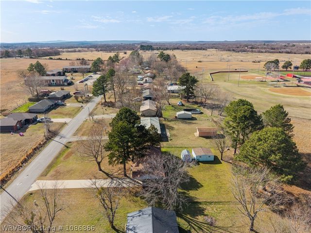 306 Rock Jail Road, Panama, OK 74930
