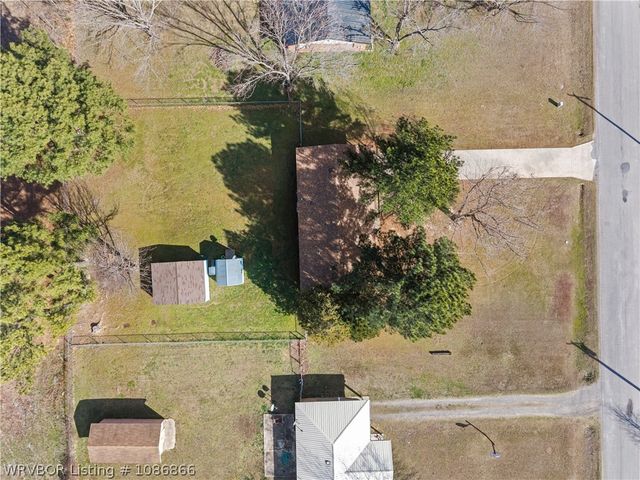 306 Rock Jail Road, Panama, OK 74930