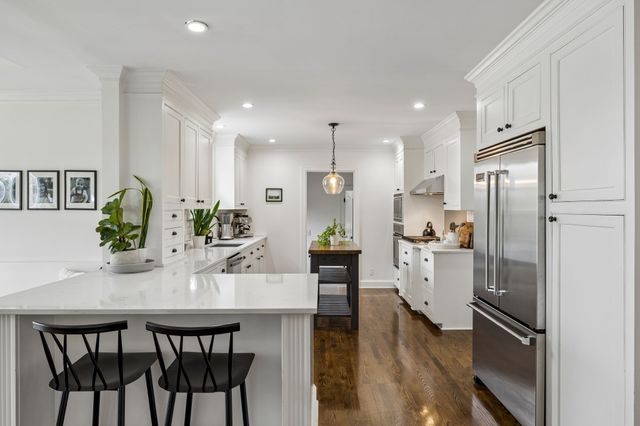 718 Omandale Dr, Nashville, TN 37204