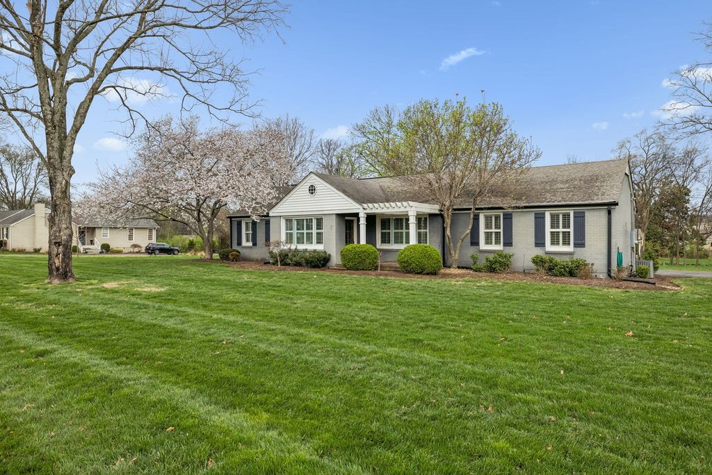 718 Omandale Dr, Nashville, TN 37204