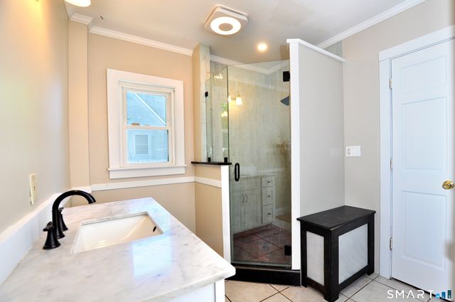 33 Roy Street, Enfield, CT 06082
