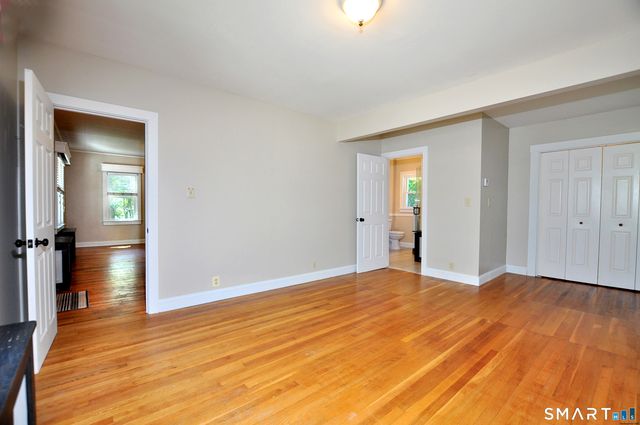 33 Roy Street, Enfield, CT 06082