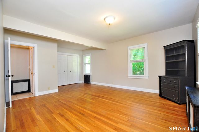 33 Roy Street, Enfield, CT 06082