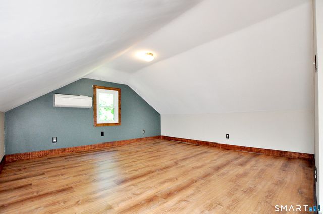 33 Roy Street, Enfield, CT 06082