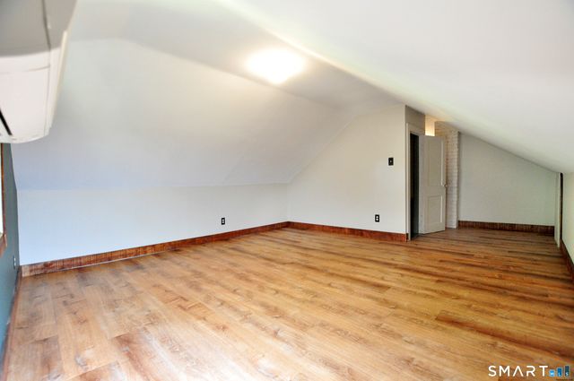 33 Roy Street, Enfield, CT 06082