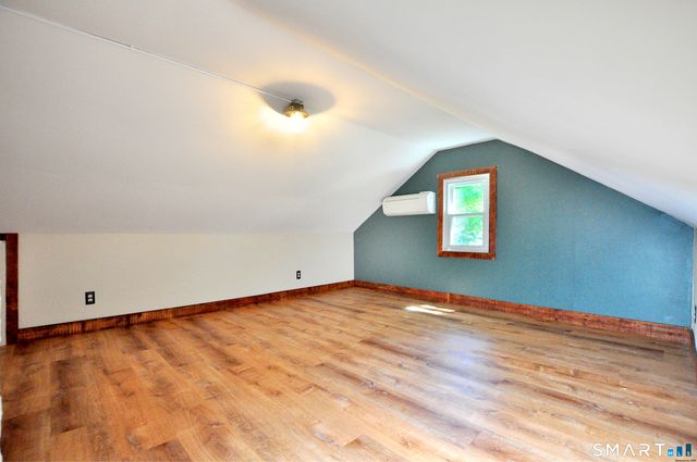 33 Roy Street, Enfield, CT 06082