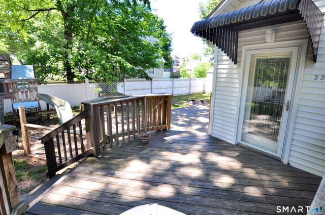 33 Roy Street, Enfield, CT 06082
