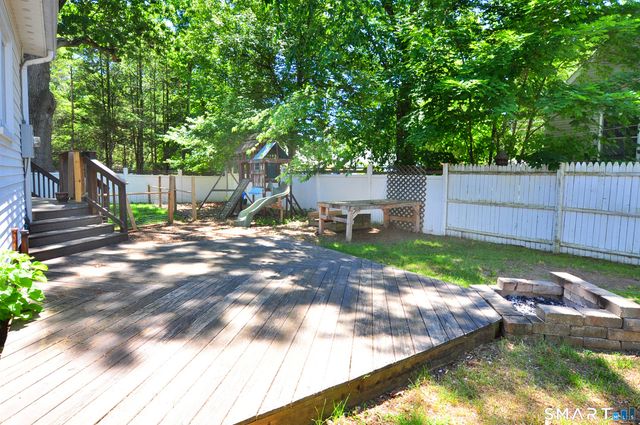 33 Roy Street, Enfield, CT 06082
