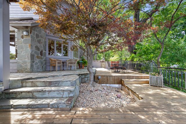 33872 S Coves Drive, Afton, OK 74331