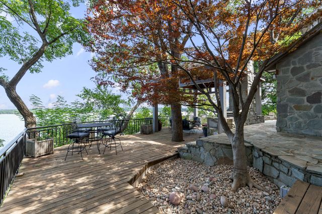33872 S Coves Drive, Afton, OK 74331