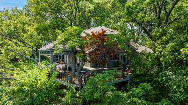 33872 S Coves Drive, Afton, OK 74331