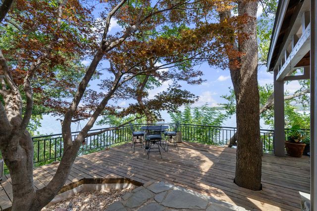 33872 S Coves Drive, Afton, OK 74331