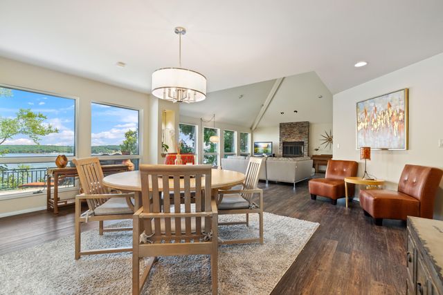 33872 S Coves Drive, Afton, OK 74331