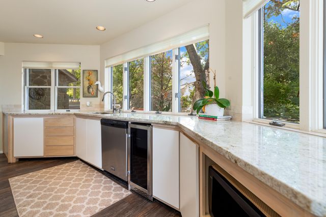 33872 S Coves Drive, Afton, OK 74331