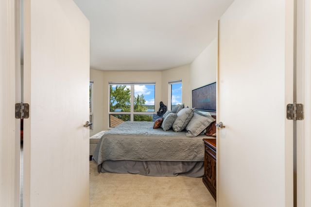 33872 S Coves Drive, Afton, OK 74331