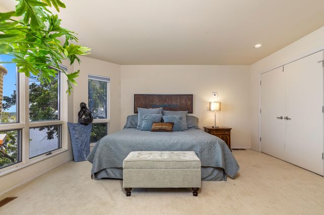 33872 S Coves Drive, Afton, OK 74331