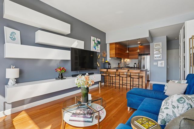 1124 31st Ave Apt 6C, New York City, NY 11106