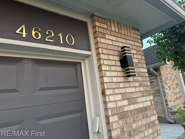 46210 Jackson Drive, Macomb, MI 48044
