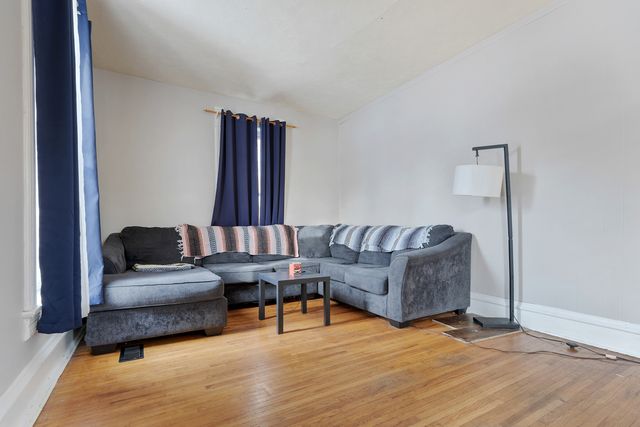 436 W Washington Street, Marengo, IL 60152