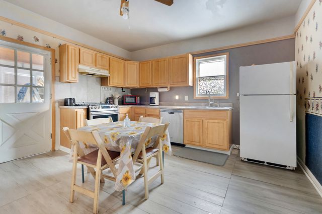 436 W Washington Street, Marengo, IL 60152