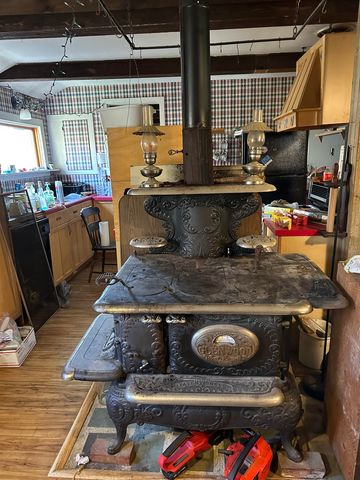 1502 US Route 2, Randolph, NH 03593