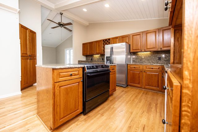 24331 County Highway 6, Detroit Lakes, MN 56501