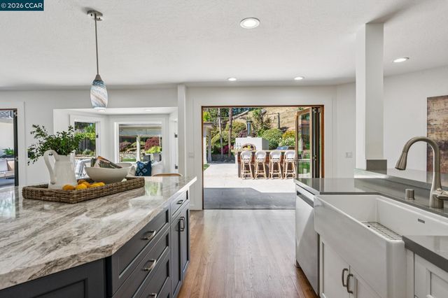 1409 Rimer Dr, Moraga, CA 94556