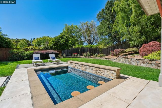 1409 Rimer Dr, Moraga, CA 94556