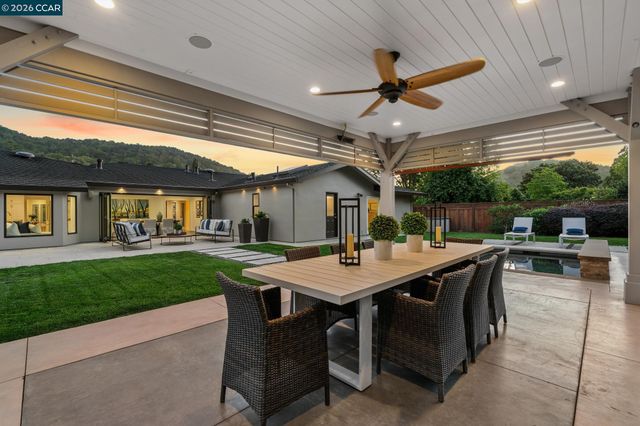 1409 Rimer Dr, Moraga, CA 94556