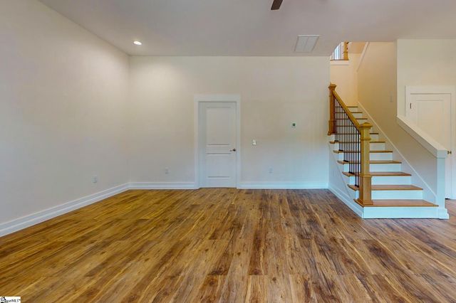 401 Long View Ridge Lane, Seneca, SC 29672