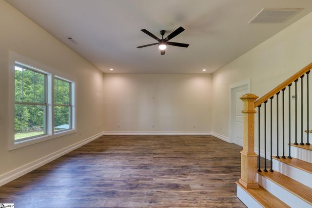 401 Long View Ridge Lane, Seneca, SC 29672