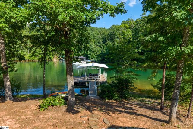 401 Long View Ridge Lane, Seneca, SC 29672