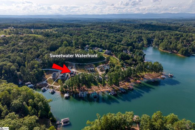 401 Long View Ridge Lane, Seneca, SC 29672