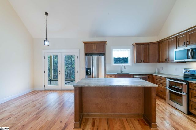 401 Long View Ridge Lane, Seneca, SC 29672