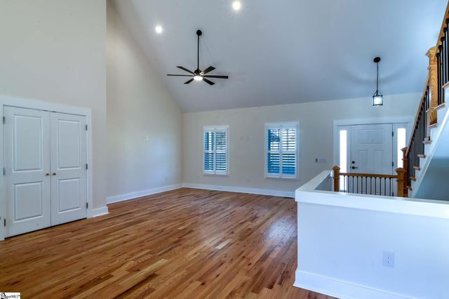 401 Long View Ridge Lane, Seneca, SC 29672