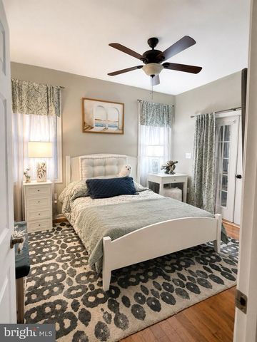 20 BURNS RD, Spring Grove, PA 17362