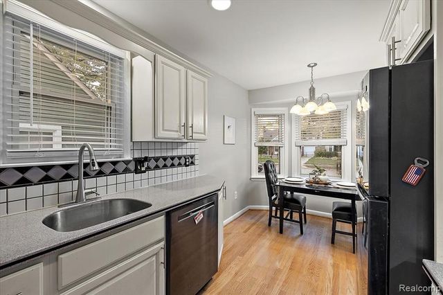 1908 Cambridge Road, Berkley, MI 48072