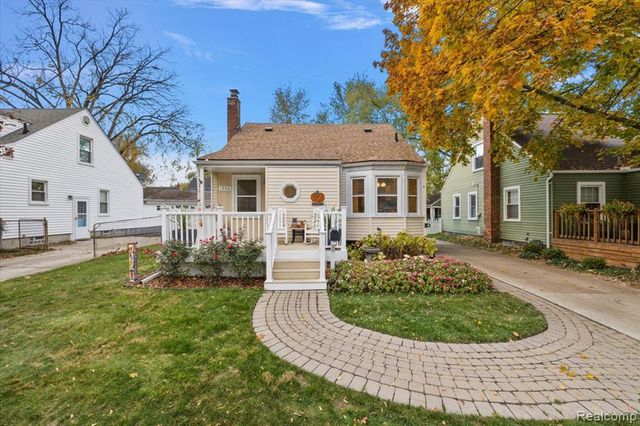 1908 Cambridge Road, Berkley, MI 48072