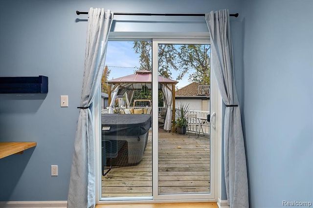 1908 Cambridge Road, Berkley, MI 48072