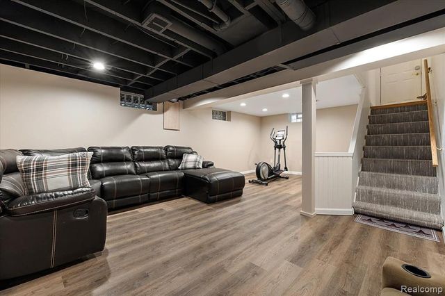 1908 Cambridge Road, Berkley, MI 48072