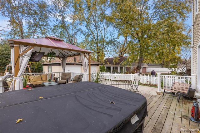 1908 Cambridge Road, Berkley, MI 48072