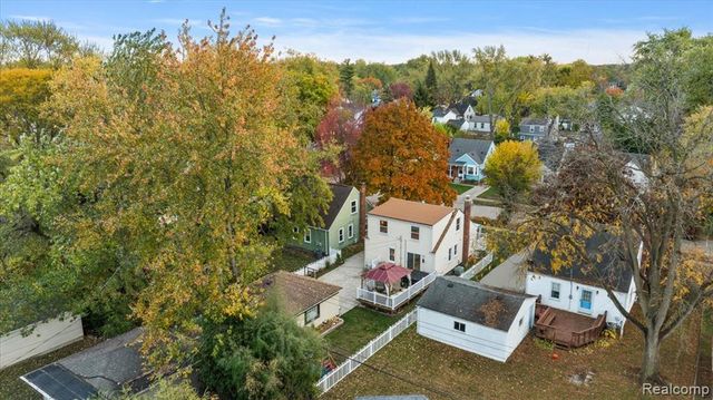 1908 Cambridge Road, Berkley, MI 48072