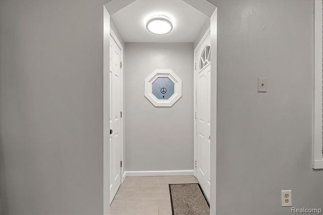 1908 Cambridge Road, Berkley, MI 48072