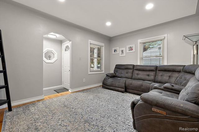 1908 Cambridge Road, Berkley, MI 48072