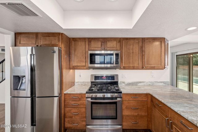 10317 N Mineral Spring Lane, Oro Valley, AZ 85737